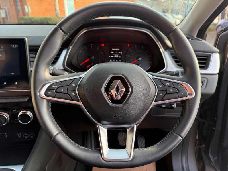 RENAULT CAPTUR