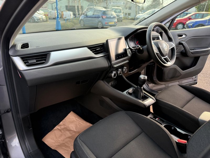 RENAULT CAPTUR