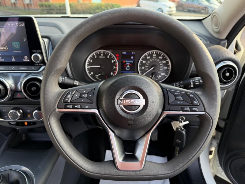 NISSAN JUKE