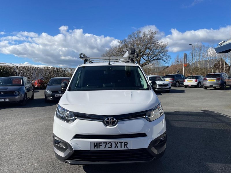 TOYOTA PROACE CITY
