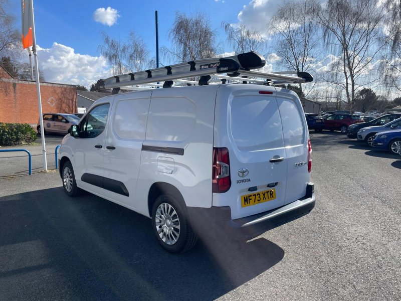 TOYOTA PROACE CITY