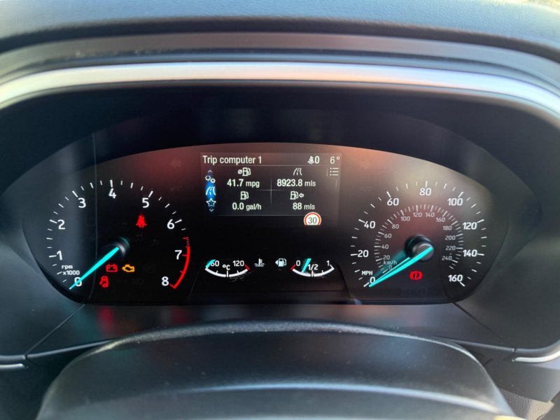 FORD FOCUS