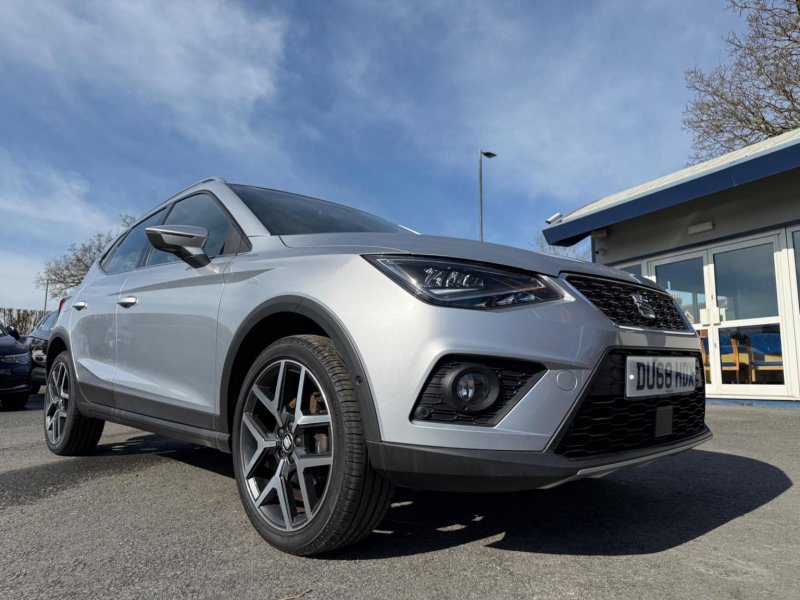 SEAT ARONA
