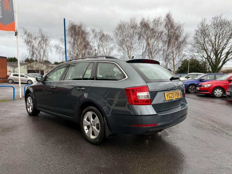 SKODA OCTAVIA