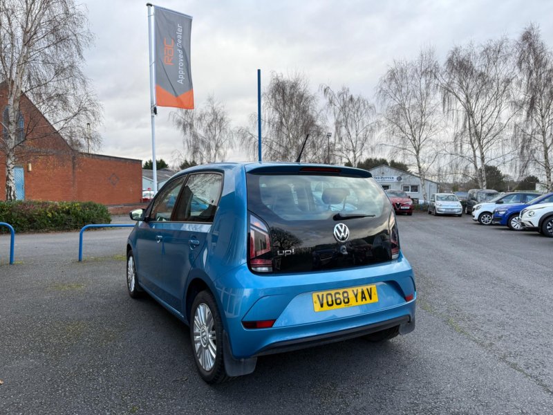 VOLKSWAGEN UP