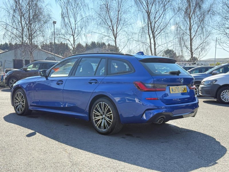 BMW 3 SERIES