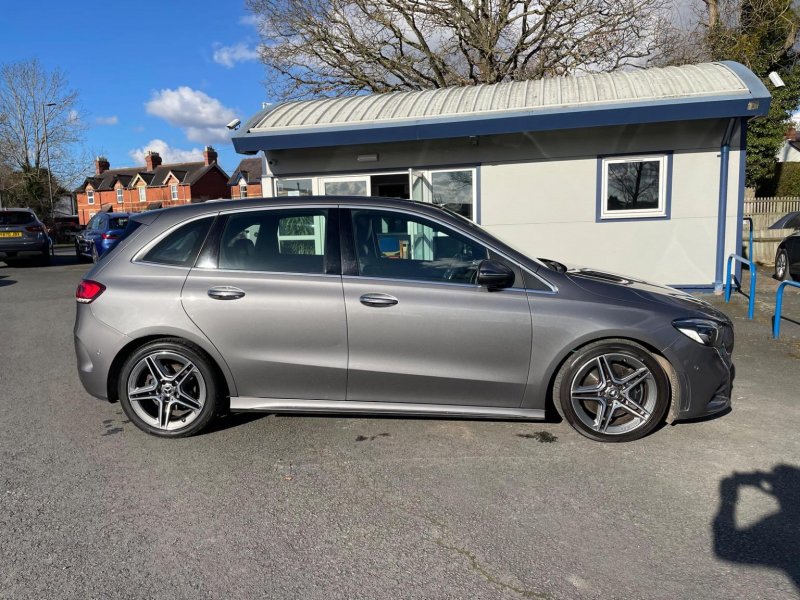 MERCEDES-BENZ B CLASS