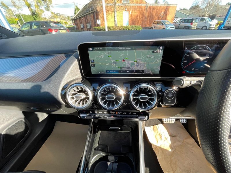 MERCEDES-BENZ B CLASS