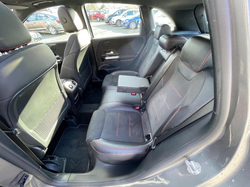 MERCEDES-BENZ B CLASS