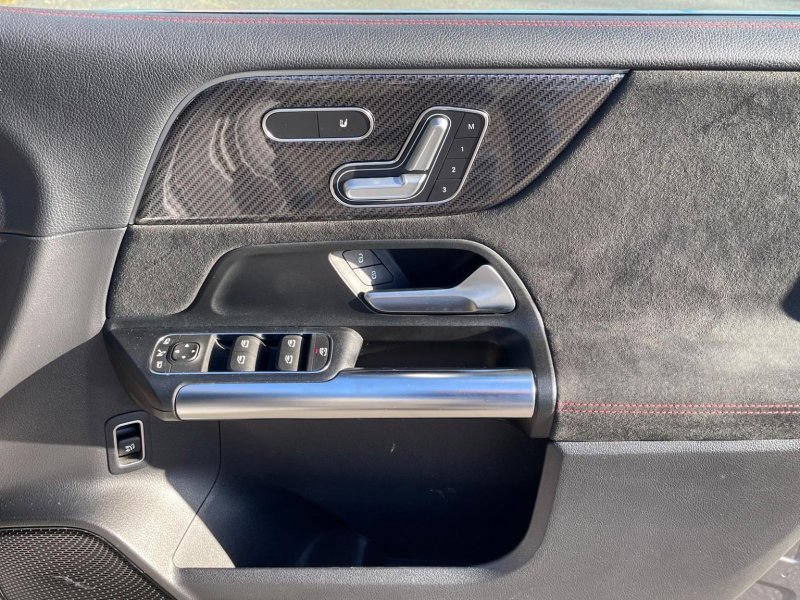 MERCEDES-BENZ B CLASS