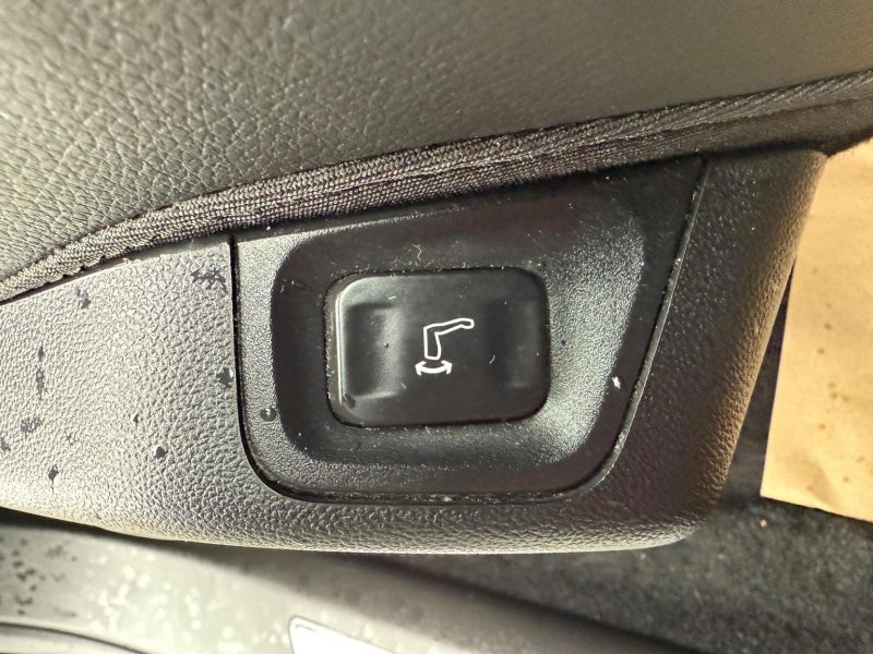 VAUXHALL GRANDLAND X