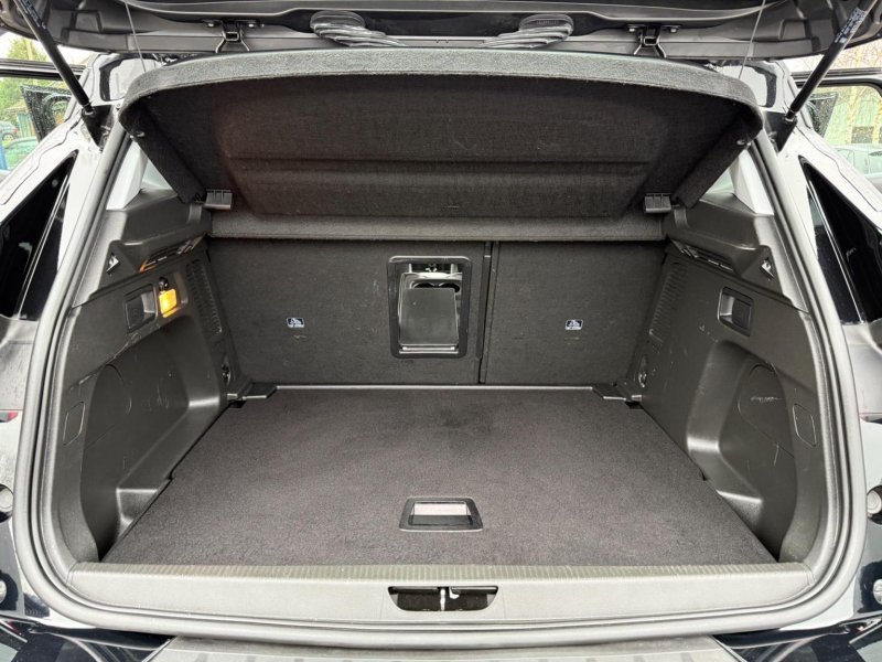VAUXHALL GRANDLAND X