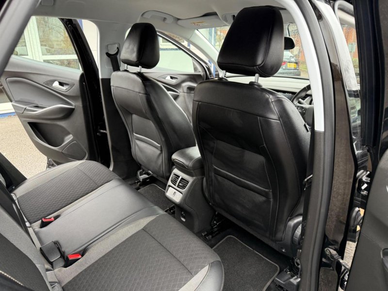 VAUXHALL GRANDLAND X