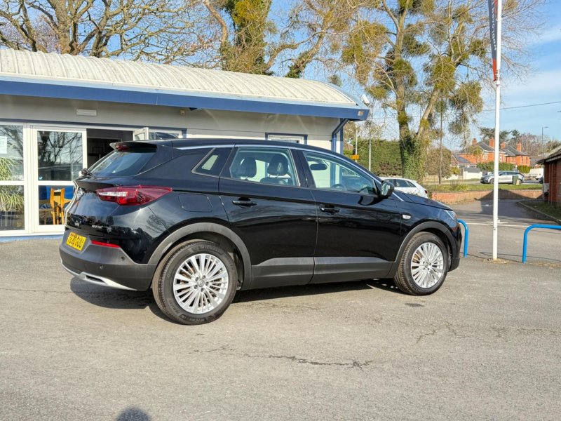 VAUXHALL GRANDLAND X