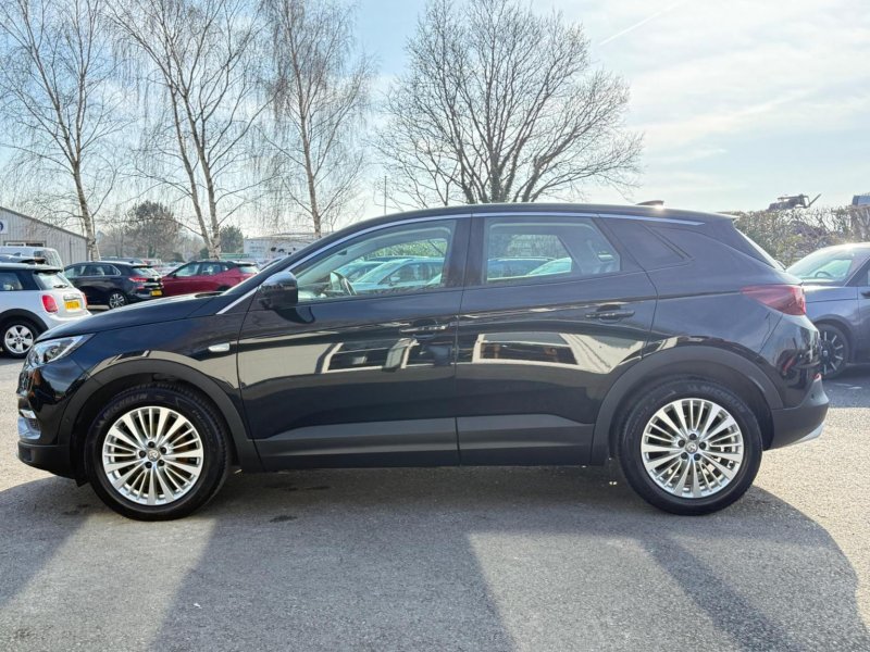 VAUXHALL GRANDLAND X