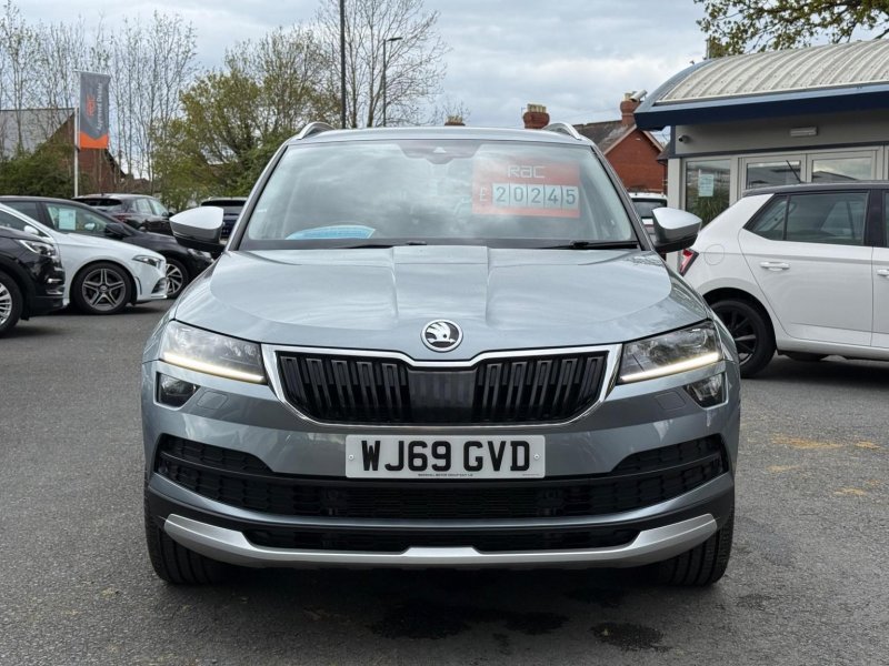 SKODA KAROQ